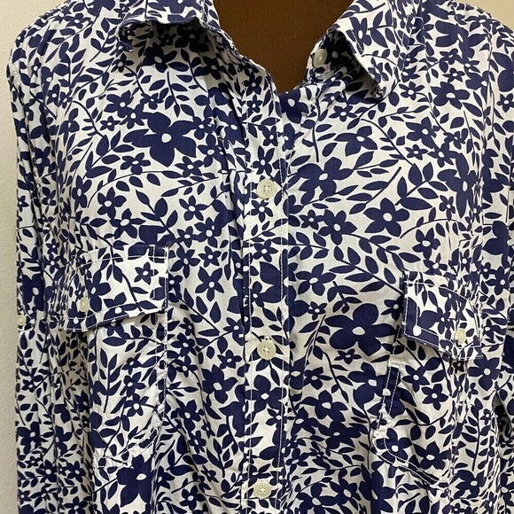LL Bean women’s button up blue floral shirt size 2XL - Picture 2 of 5
